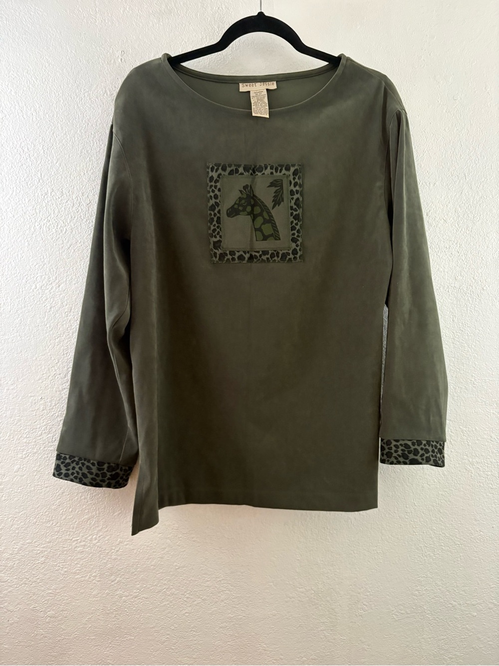 Sweet Jessie olive green central giraffe leopard-print long sleeve hem size 12
